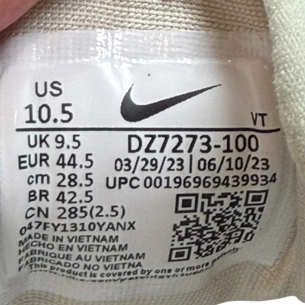 Nike Air VaporMax Moc Roam Mens 10.5 Light Bone Pale Ivory Slip On DZ7273-100